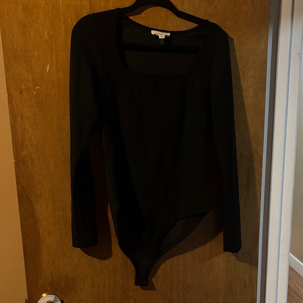 Long sleeve square neck body suit